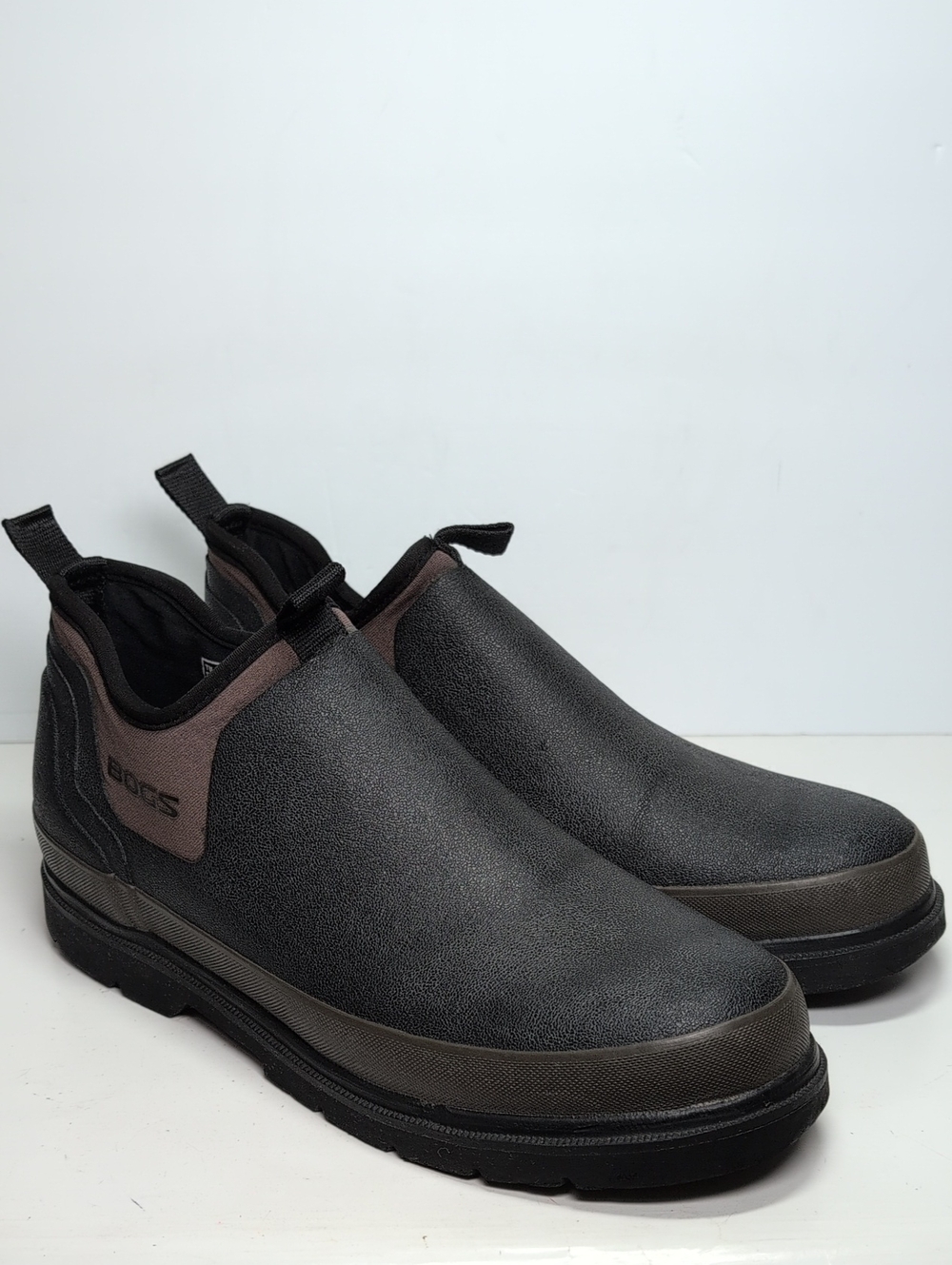 Bugs Tillamook Bay Romeo black waterproof rubber slip-on boots men size 11 EU 44